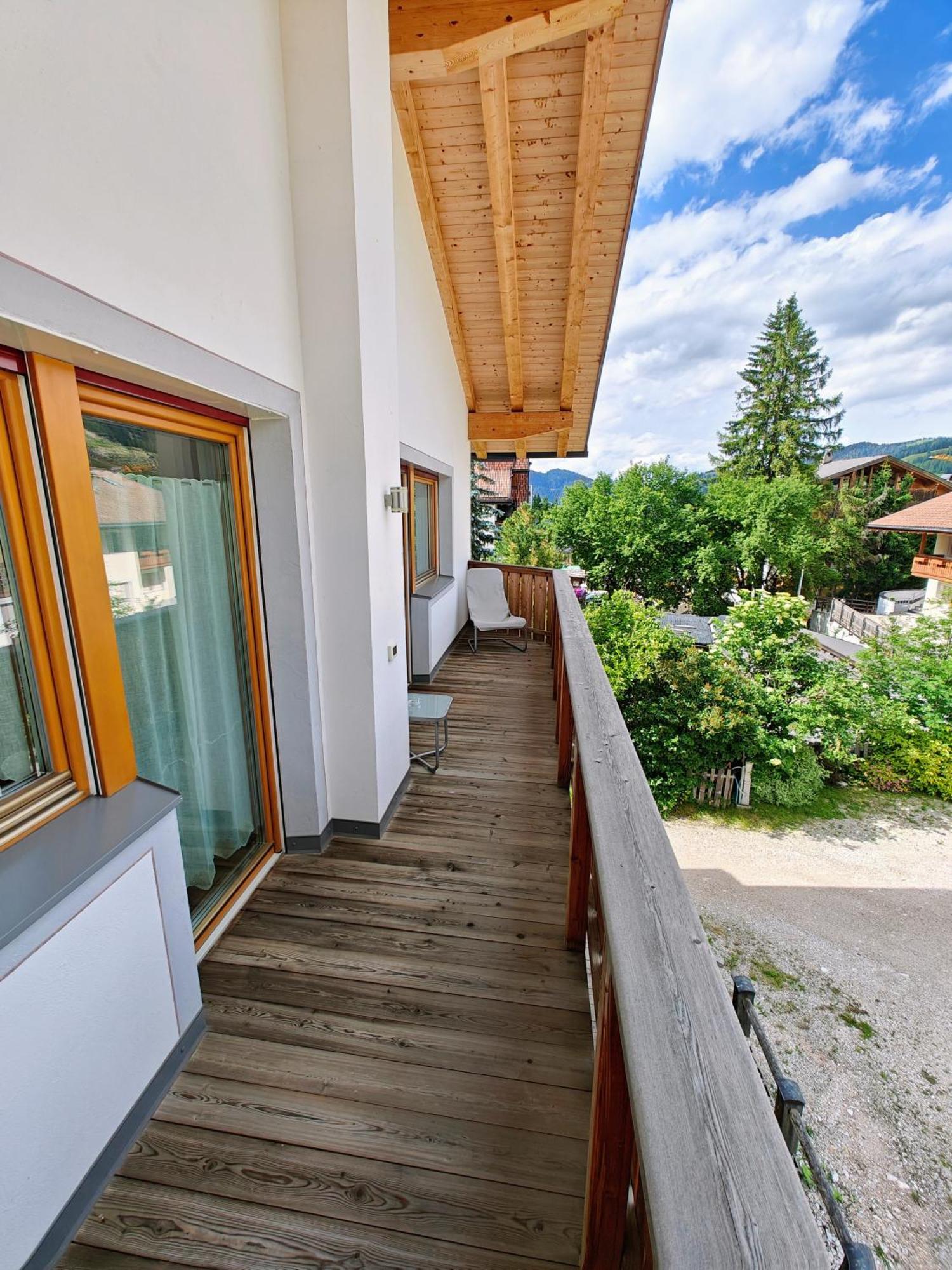 Apartments Brunella La Villa  Eksteriør billede